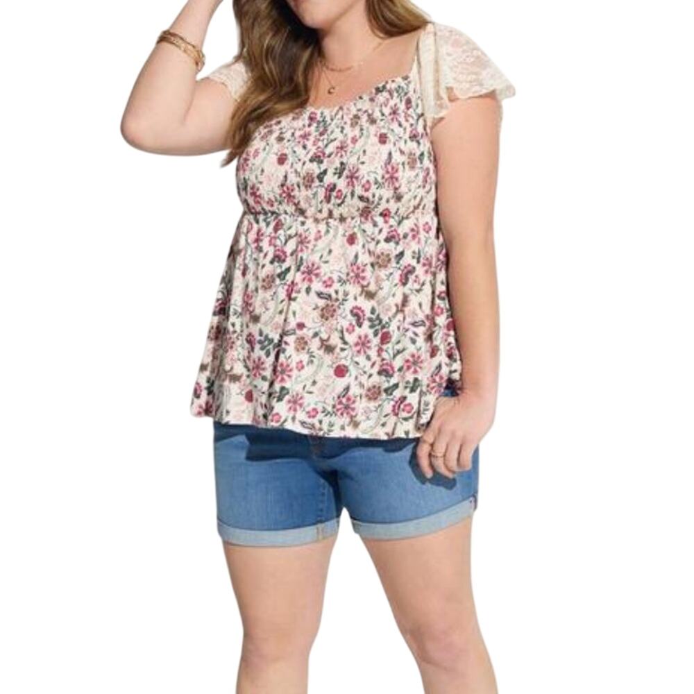 Pink and Cream Lace Floral Smocked Top NWT Torrid Summer Plus Size S29